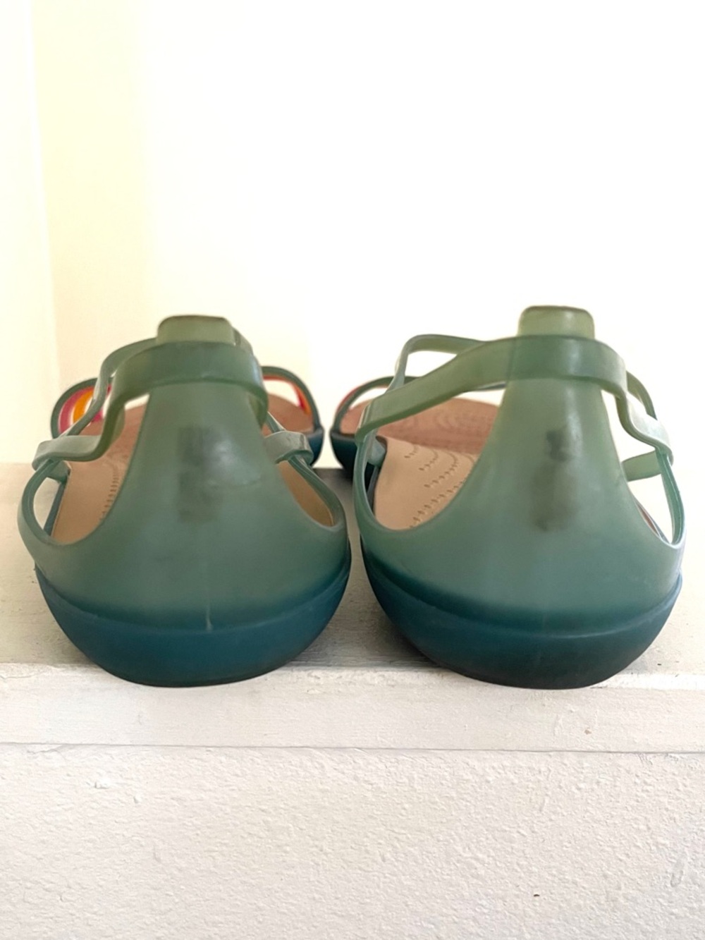 Vintage Women’s Green Strappy Iconic CROCS Sandals with Orange & Yellow Accents - Picture 8 of 9